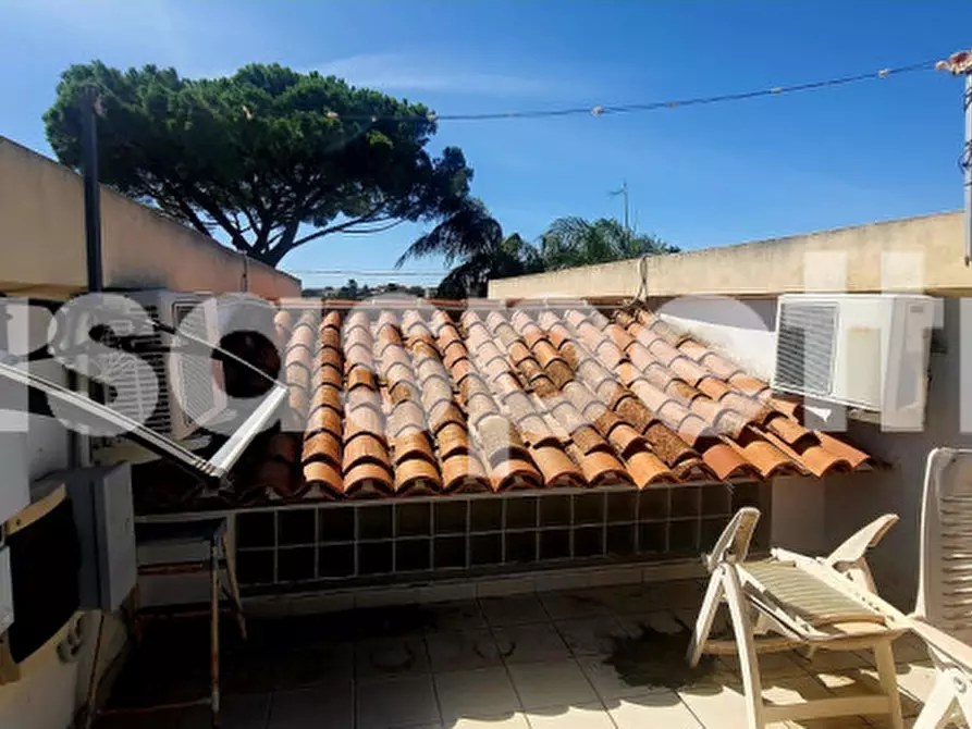 Immagine 38 di Villa in vendita  in Via Gela a Siracusa