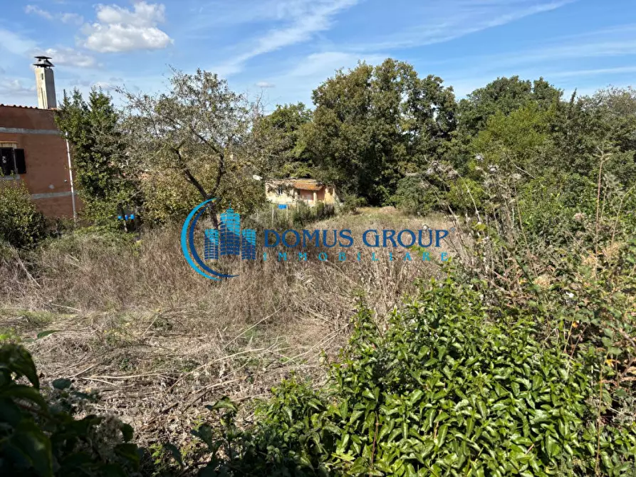 Immagine 2 di Terreno in vendita  in Via Locana a Roma