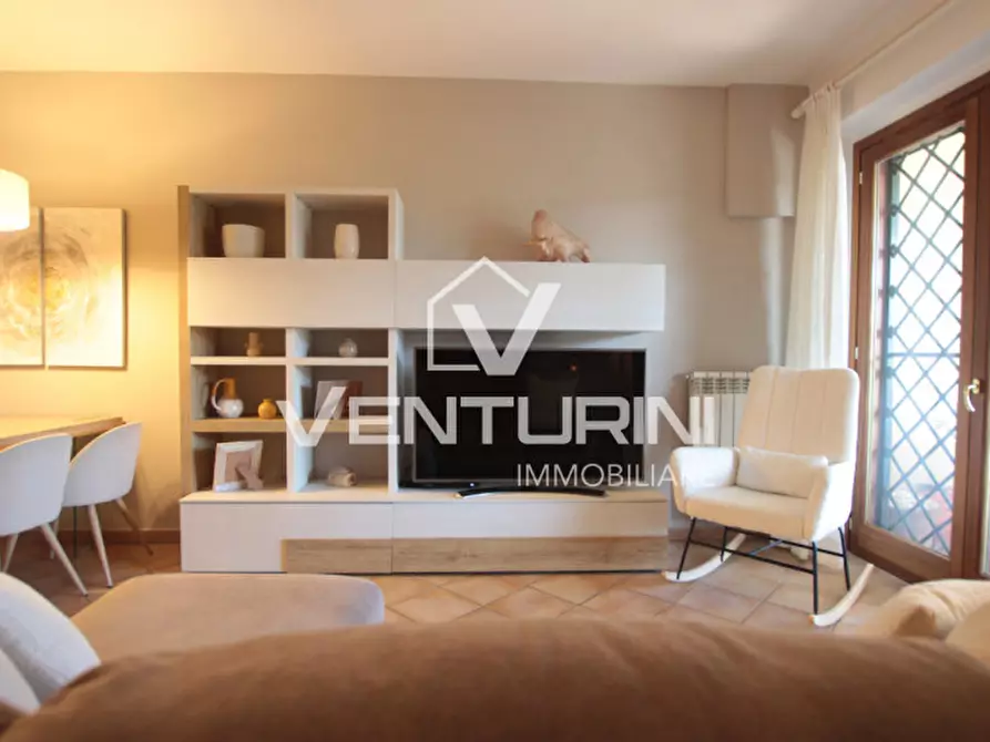 Immagine 3 di Appartamento in vendita  in Via Visano, 21 a Roma