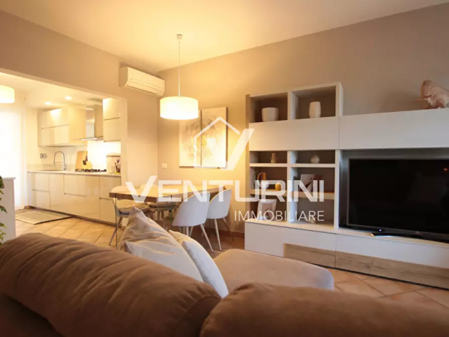 Immagine 5 di Appartamento in vendita  in Via Visano, 21 a Roma