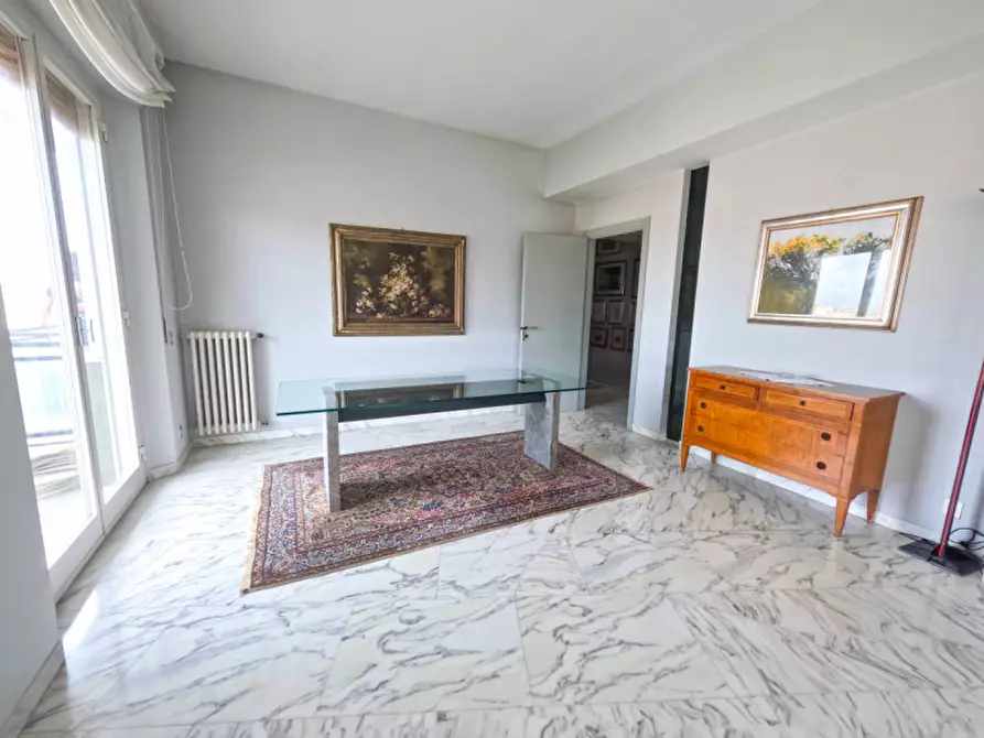 Immagine 10 di Attico in vendita  in Via Enrico Toti 28 a Ancona