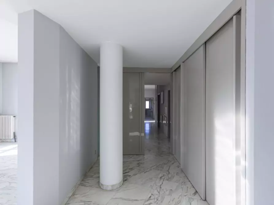 Immagine 10 di Attico in vendita  in Via Enrico Toti 28 a Ancona
