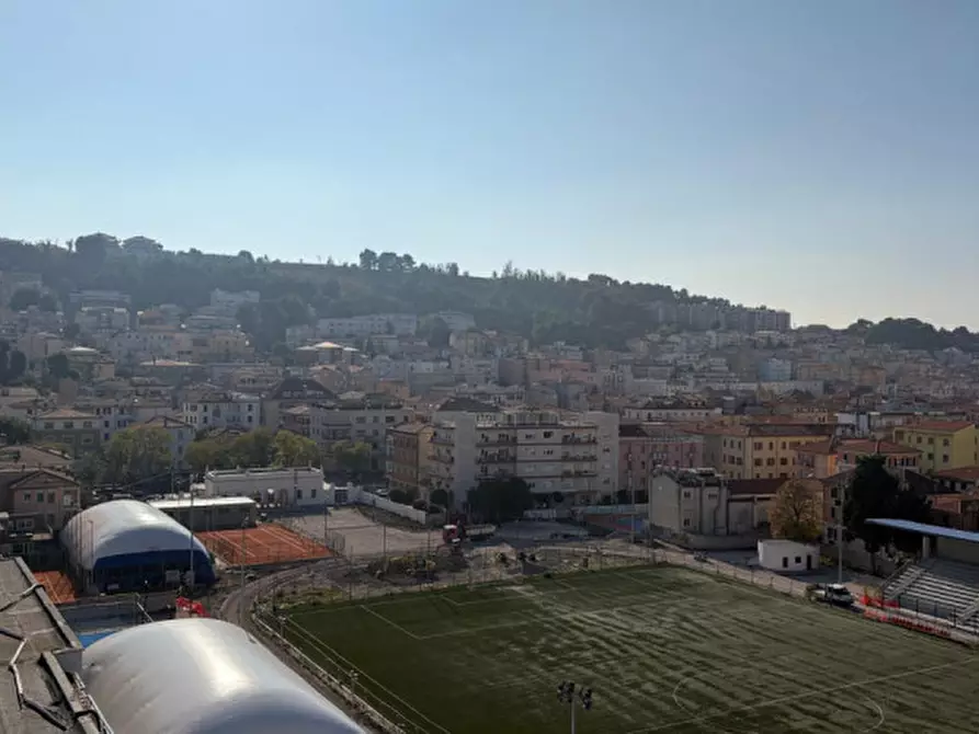 Immagine 47 di Attico in vendita  in Via Enrico Toti 28 a Ancona