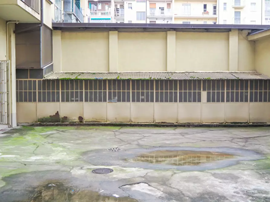 Immagine 6 di Magazzino in vendita  in Via Paolo Sarpi 74 a Torino