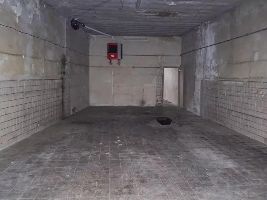 Immagine 9 di Magazzino in vendita  in Via Paolo Sarpi 74 a Torino