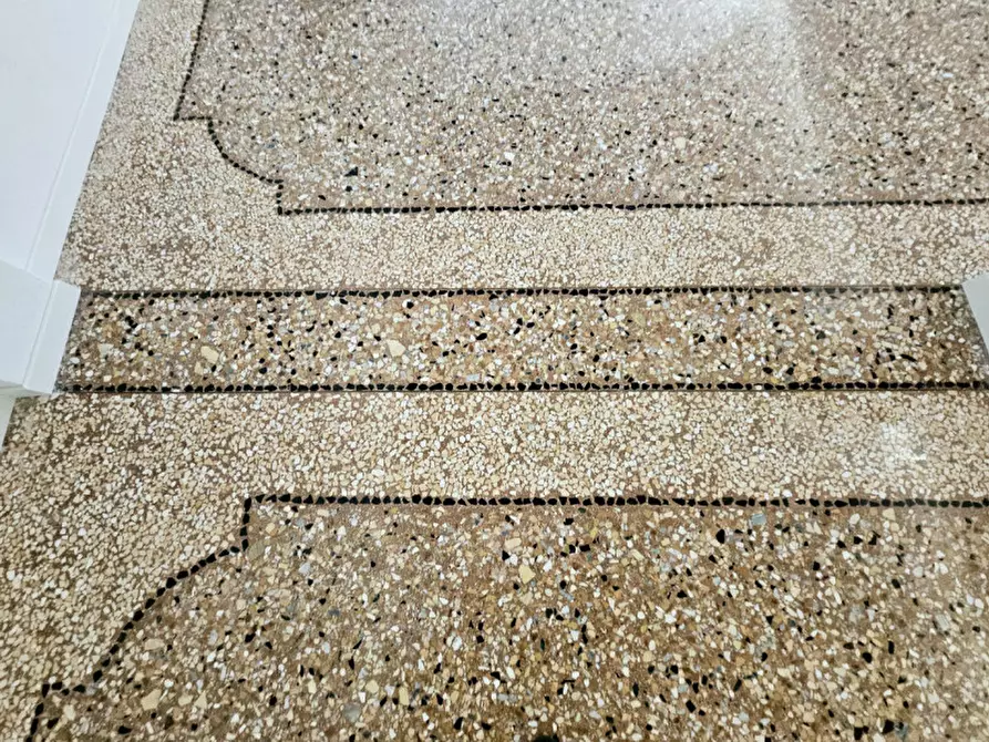 Immagine 6 di Ufficio in affitto  in via principe umberto a Este