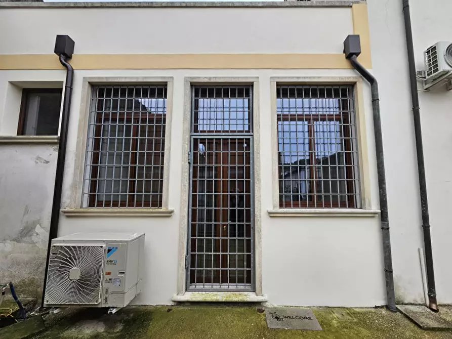 Immagine 20 di Ufficio in affitto  in via principe umberto a Este