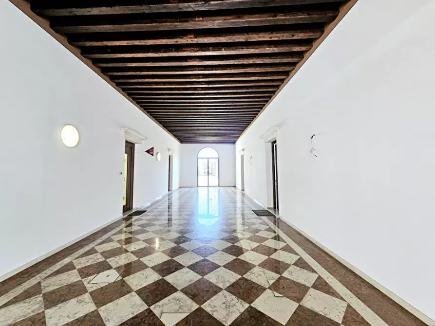 Immagine 23 di Ufficio in affitto  in via principe umberto a Este