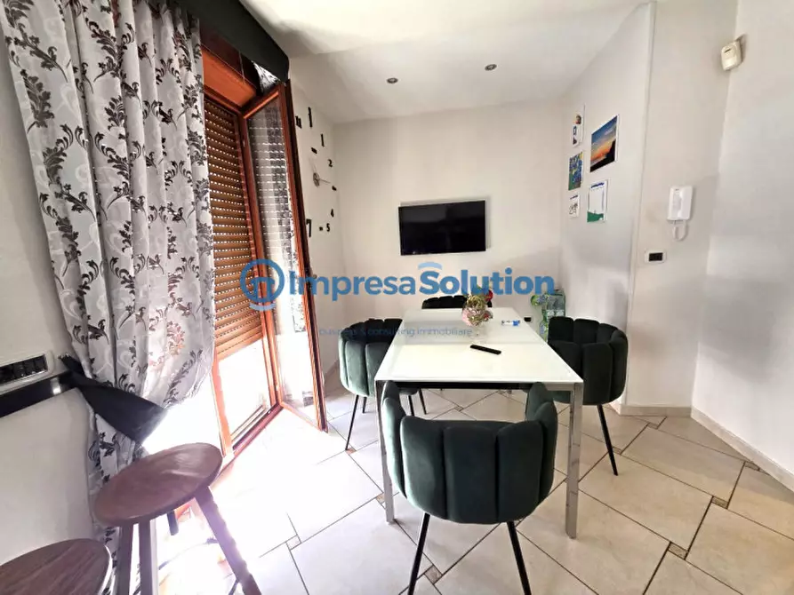 Immagine 10 di Camera in affitto  in Via Enrico Arlotta a Napoli