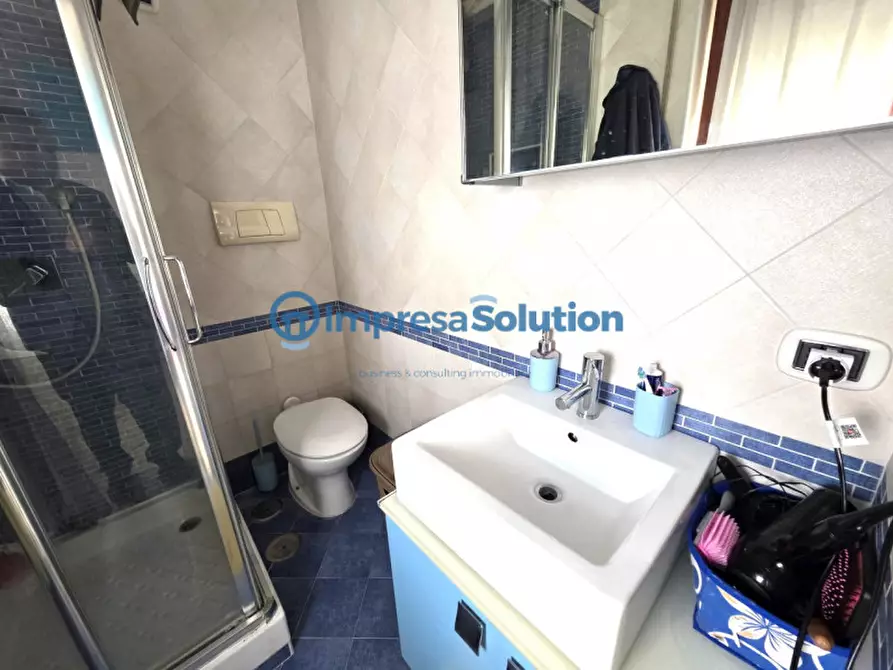 Immagine 20 di Camera in affitto  in Via Enrico Arlotta a Napoli