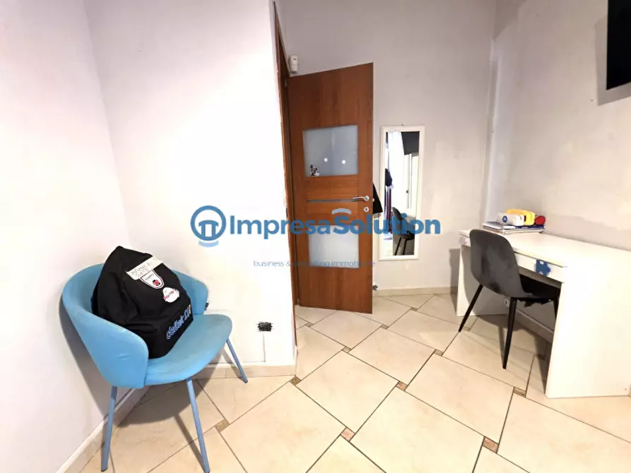 Immagine 25 di Camera in affitto  in Via Enrico Arlotta a Napoli