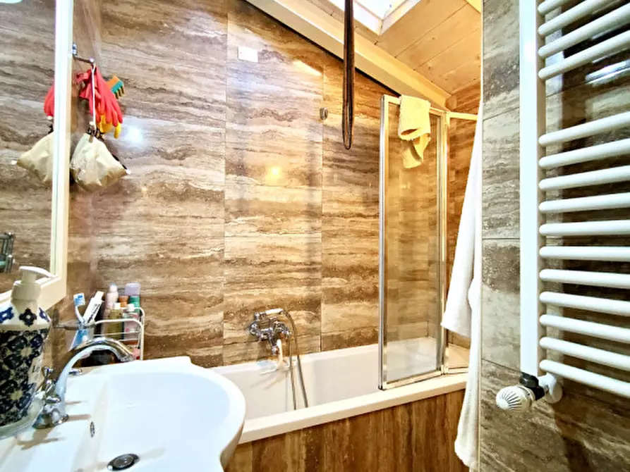 Immagine 19 di Appartamento in vendita  in via sant'apollonia a Bologna