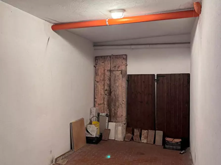 Immagine 5 di Garage in vendita  in VIA PORRETTANA 9 a Bologna