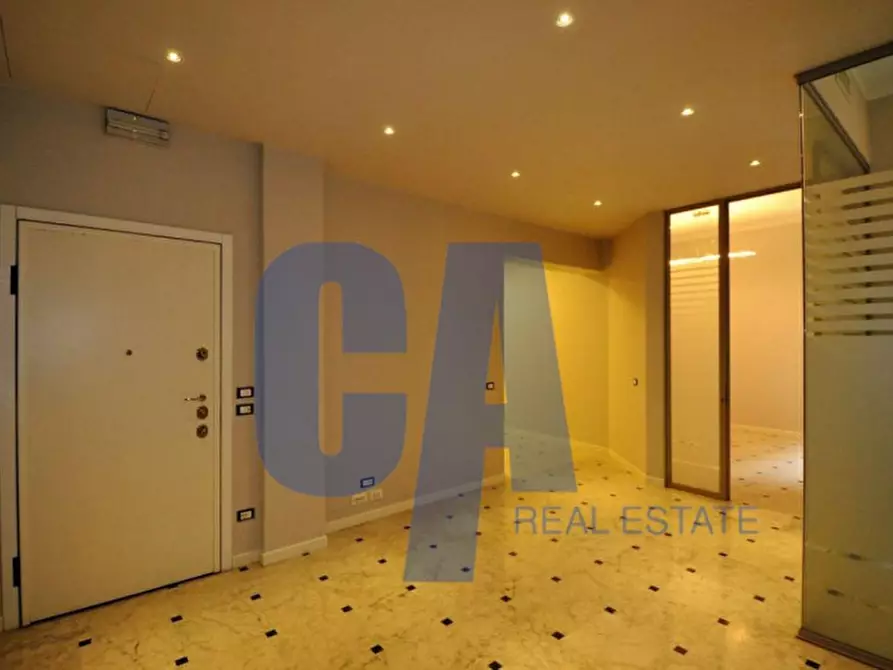 Immagine 8 di Ufficio in affitto  in PIAZZA CASTELLO a Milano