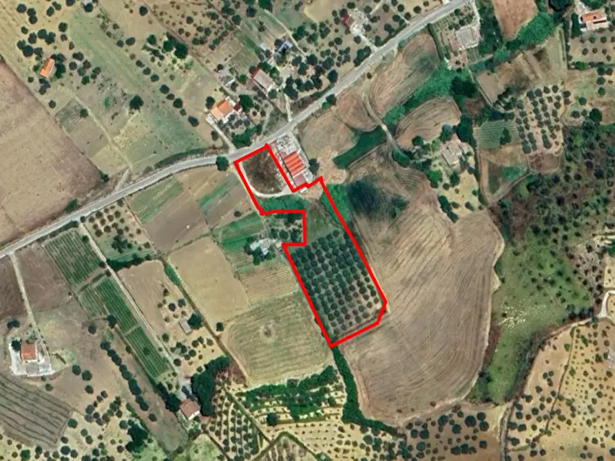 Immagine 1 di Terreno in vendita  in SP232, Vallelunga Pratameno CL, Italia a Vallelunga Pratameno