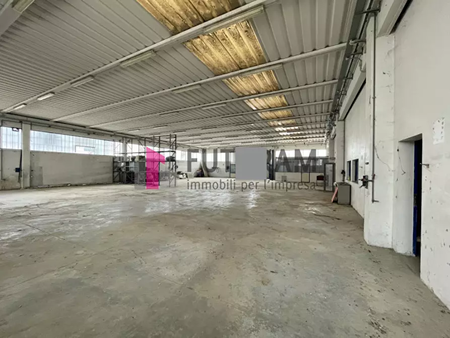 Immagine 4 di Capannone industriale in vendita  in VIA ROMA 1 a Albignasego