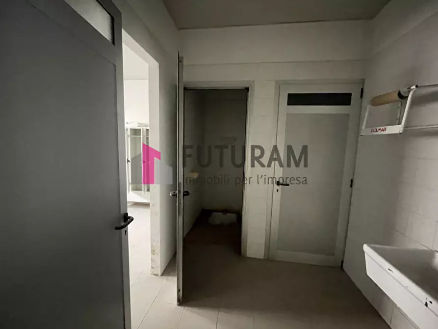 Immagine 10 di Capannone industriale in vendita  in VIA ROMA 1 a Albignasego