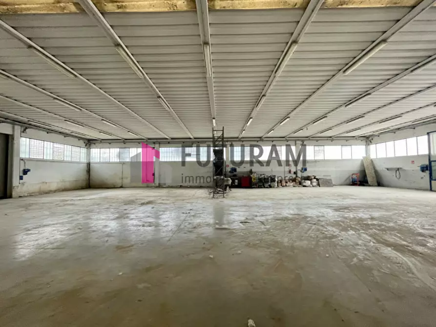 Immagine 12 di Capannone industriale in vendita  in VIA ROMA 1 a Albignasego