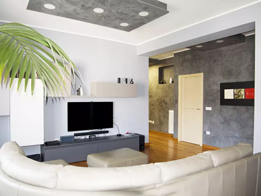 Immagine 4 di Appartamento in vendita  in Via Cesare Battisti a Pescara