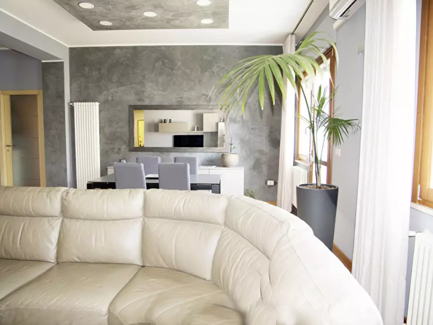 Immagine 5 di Appartamento in vendita  in Via Cesare Battisti a Pescara