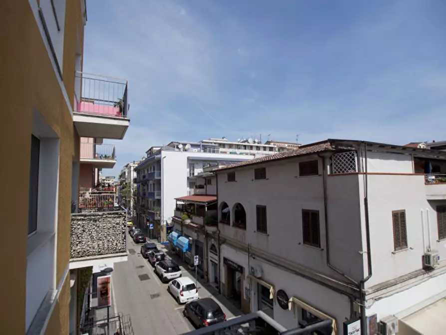 Immagine 15 di Appartamento in vendita  in Via Cesare Battisti a Pescara