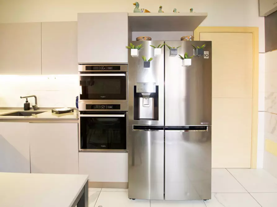 Immagine 17 di Appartamento in vendita  in Via Cesare Battisti a Pescara