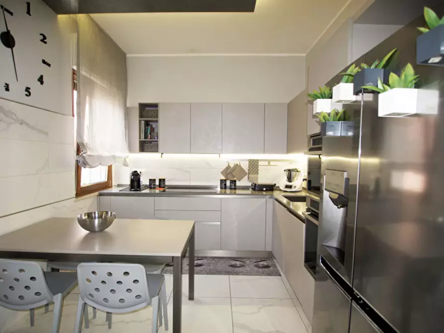 Immagine 21 di Appartamento in vendita  in Via Cesare Battisti a Pescara