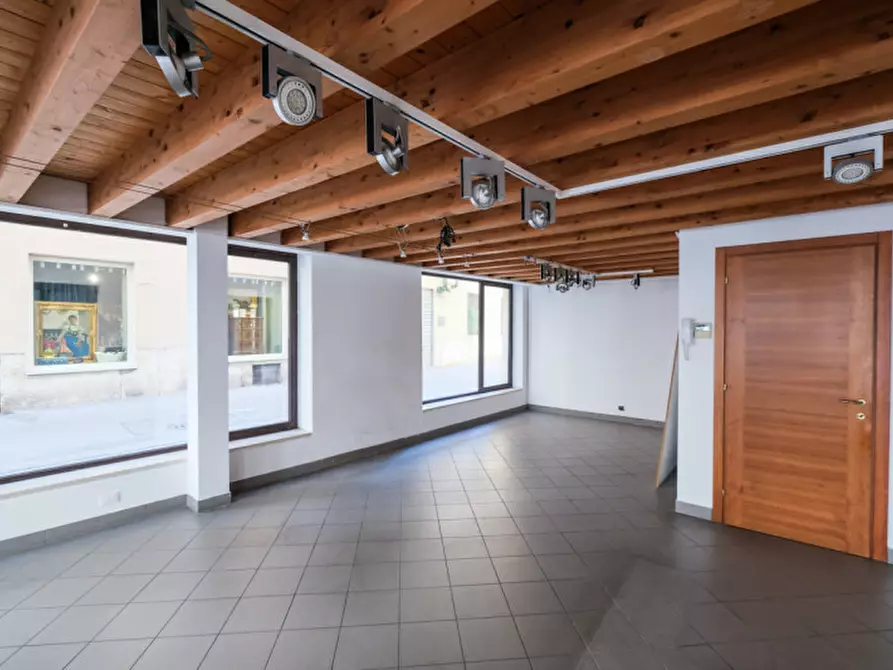 Immagine 4 di Negozio in vendita  in Contrà Vescovado 15 a Vicenza