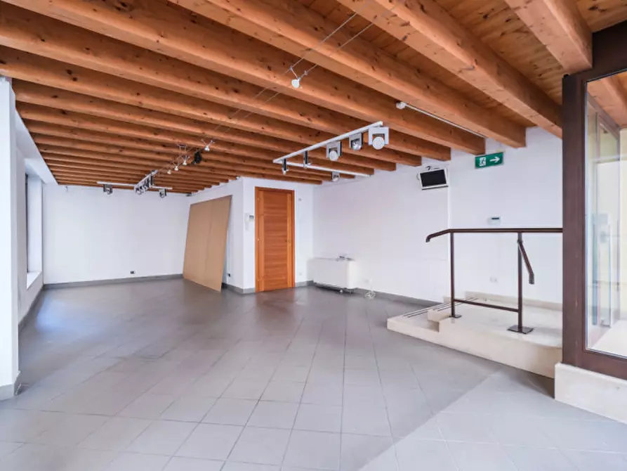 Immagine 6 di Negozio in vendita  in Contrà Vescovado 15 a Vicenza