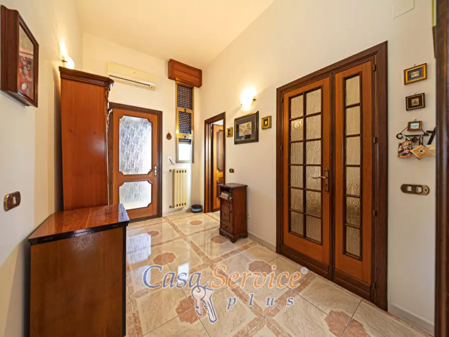 Immagine 9 di Casa indipendente in vendita  in Via Casa Savoia a Parabita