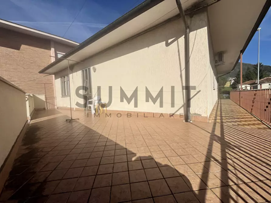 Immagine 10 di Appartamento in vendita  a Schio