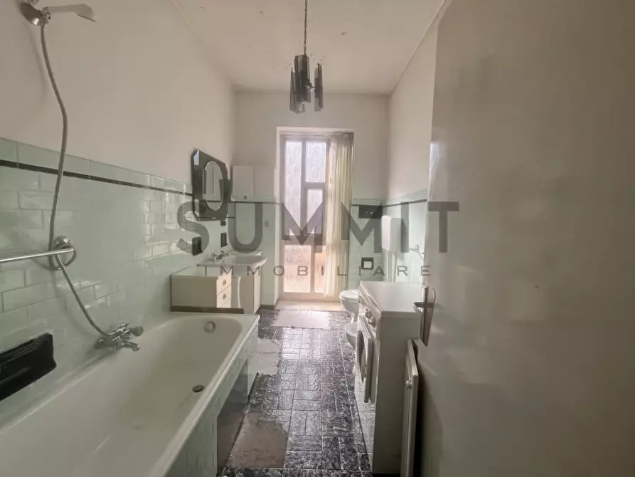 Immagine 11 di Appartamento in vendita  a Schio