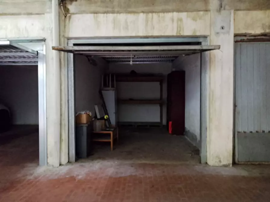Immagine 2 di Garage in vendita  in Via Rio Vallero a Pino Torinese