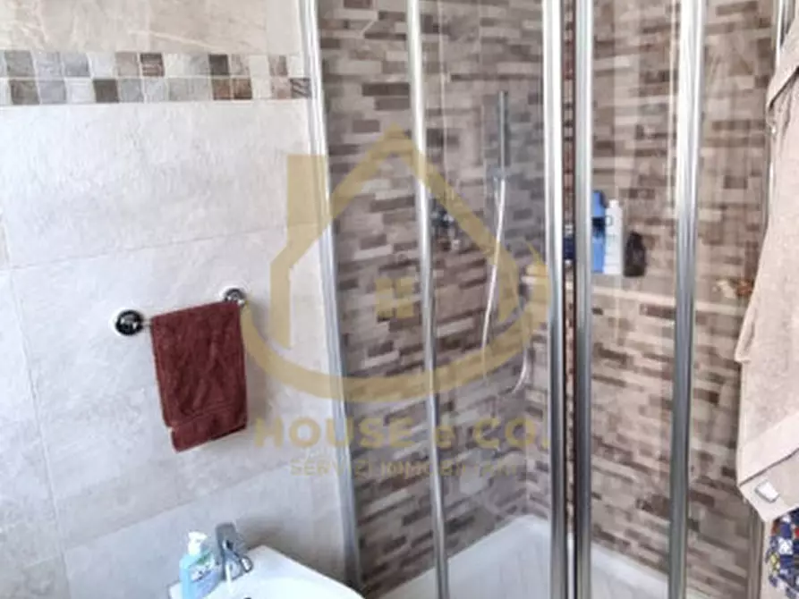 Immagine 27 di Appartamento in vendita  in VIA DE AMICIS 1 a Vigevano