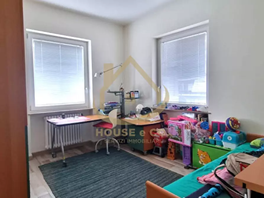 Immagine 30 di Appartamento in vendita  in VIA DE AMICIS 1 a Vigevano