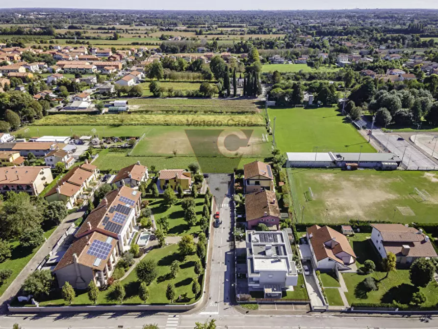 Immagine 5 di Villa in vendita  a Santa Maria Di Sala