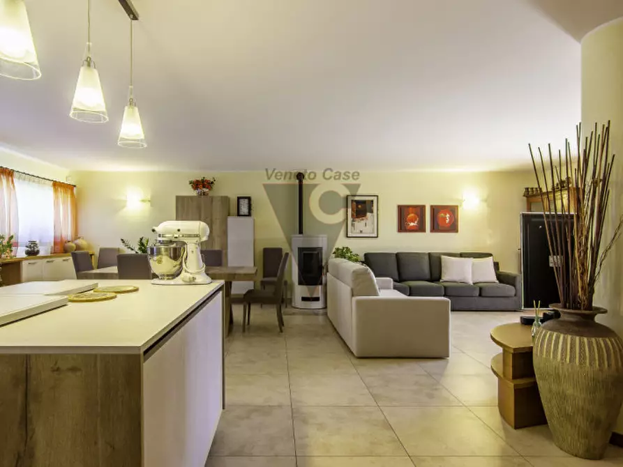 Immagine 9 di Villa in vendita  a Santa Maria Di Sala