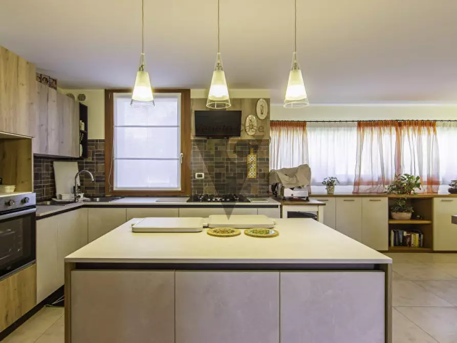 Immagine 11 di Villa in vendita  a Santa Maria Di Sala