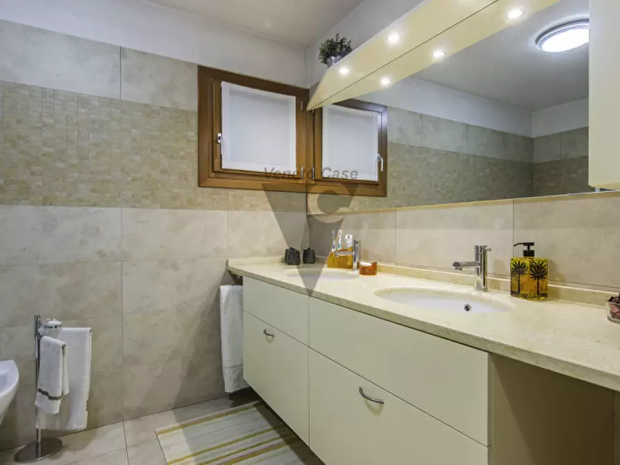 Immagine 17 di Villa in vendita  a Santa Maria Di Sala