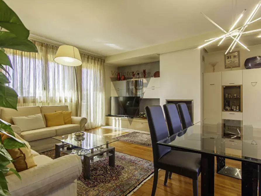 Immagine 22 di Villa in vendita  a Santa Maria Di Sala