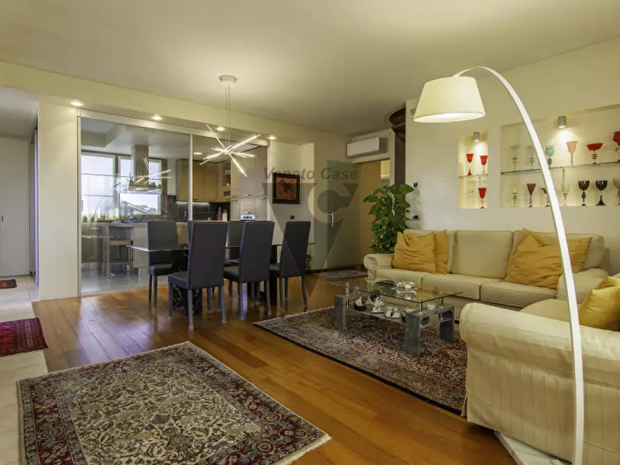 Immagine 29 di Villa in vendita  a Santa Maria Di Sala