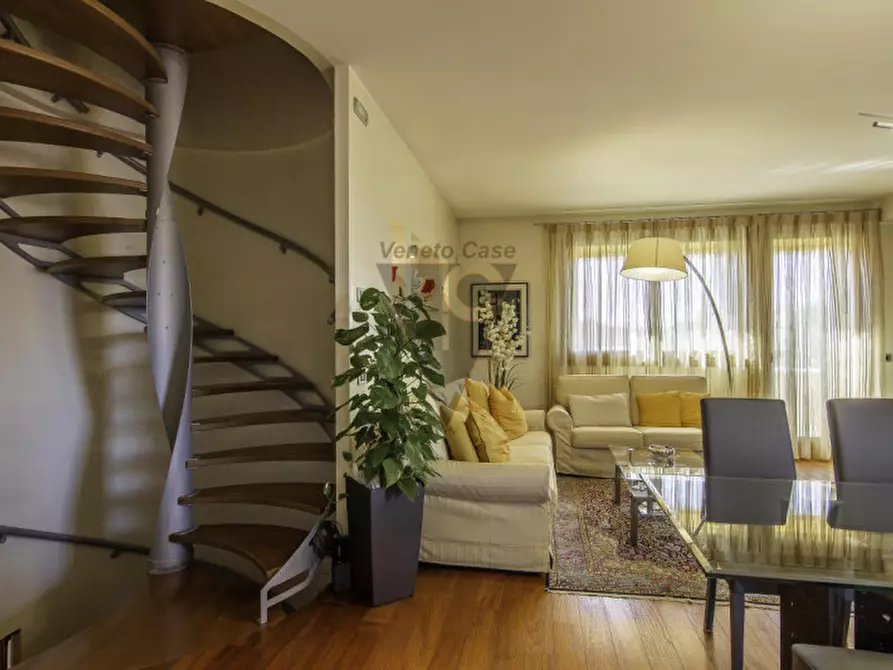 Immagine 32 di Villa in vendita  a Santa Maria Di Sala