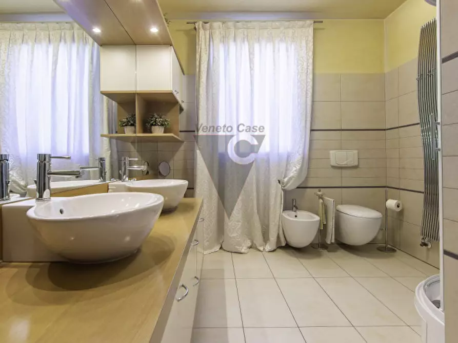 Immagine 43 di Villa in vendita  a Santa Maria Di Sala