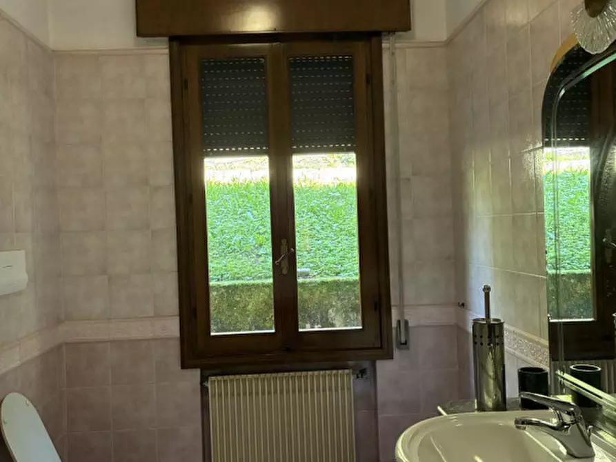 Immagine 9 di Casa indipendente in vendita  in Via Rindola Alta a Vittorio Veneto