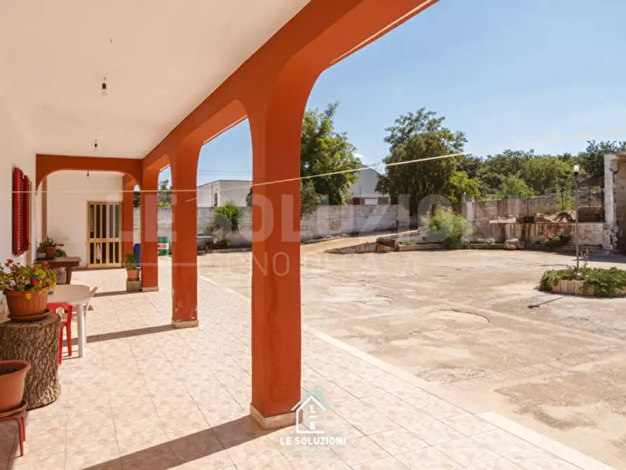 Immagine 4 di Villa in vendita  in CONTRADA CASABOLI a Noci