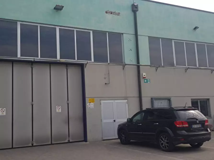 Immagine 3 di Capannone industriale in vendita  in VIALE DELL'INDUSTRIA a Vicenza