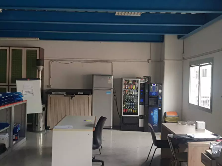 Immagine 6 di Capannone industriale in vendita  in VIALE DELL'INDUSTRIA a Vicenza