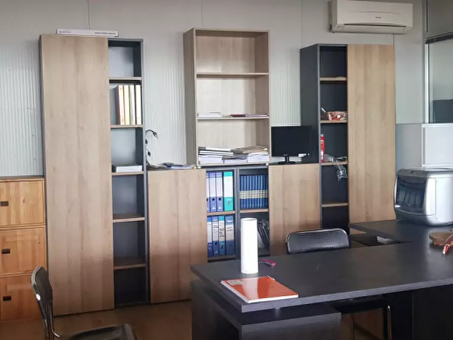 Immagine 11 di Capannone industriale in vendita  in VIALE DELL'INDUSTRIA a Vicenza