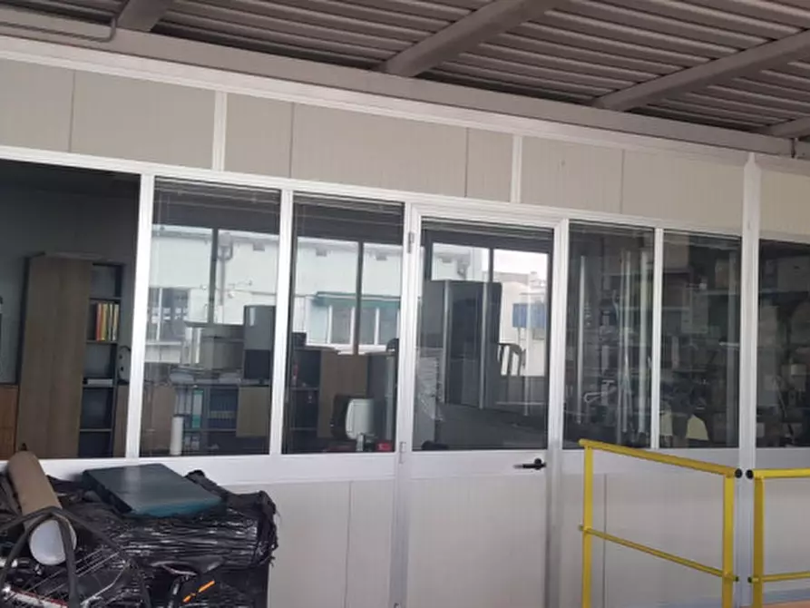 Immagine 12 di Capannone industriale in vendita  in VIALE DELL'INDUSTRIA a Vicenza