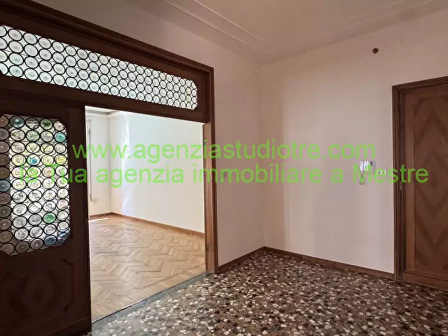 Immagine 10 di Ufficio in affitto  in Corso del Popolo 70 a Venezia